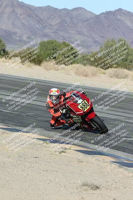 media/Dec-04-2025-Racers Edge (Thu) [[5ebc9f124d]]/3-B Group/7-Session 4 (Turn 10 Inside)/